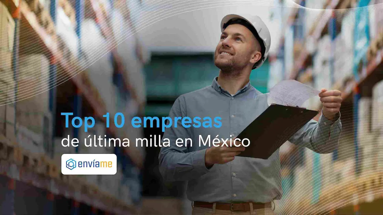 Conductor entregando paquetes en México
