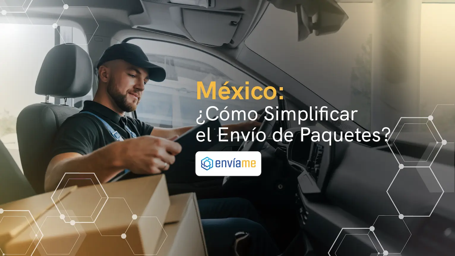 Conductor entregando paquetes en México
