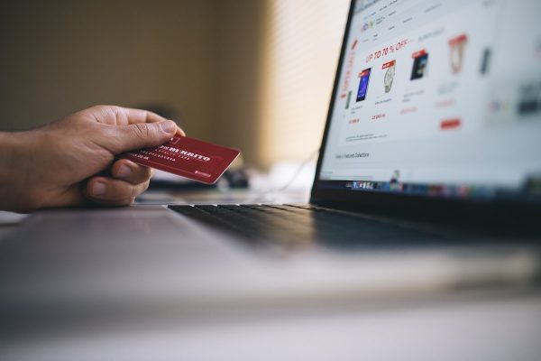Parcel tracking: a necessity for e-Commerce