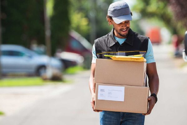 Servicio de mensajería: conozca las 7 principales en Perú